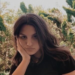 Meet your Posher, Yoanna